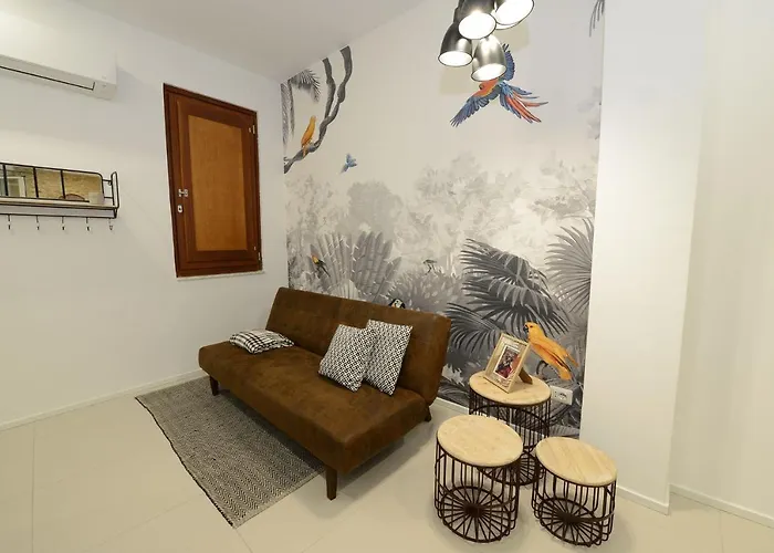 Emperador Apartment *